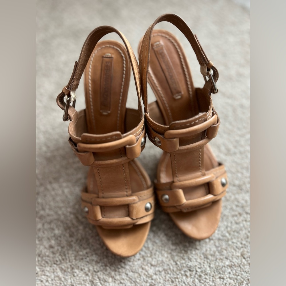 BCBGMAXAZARIA heels size 10